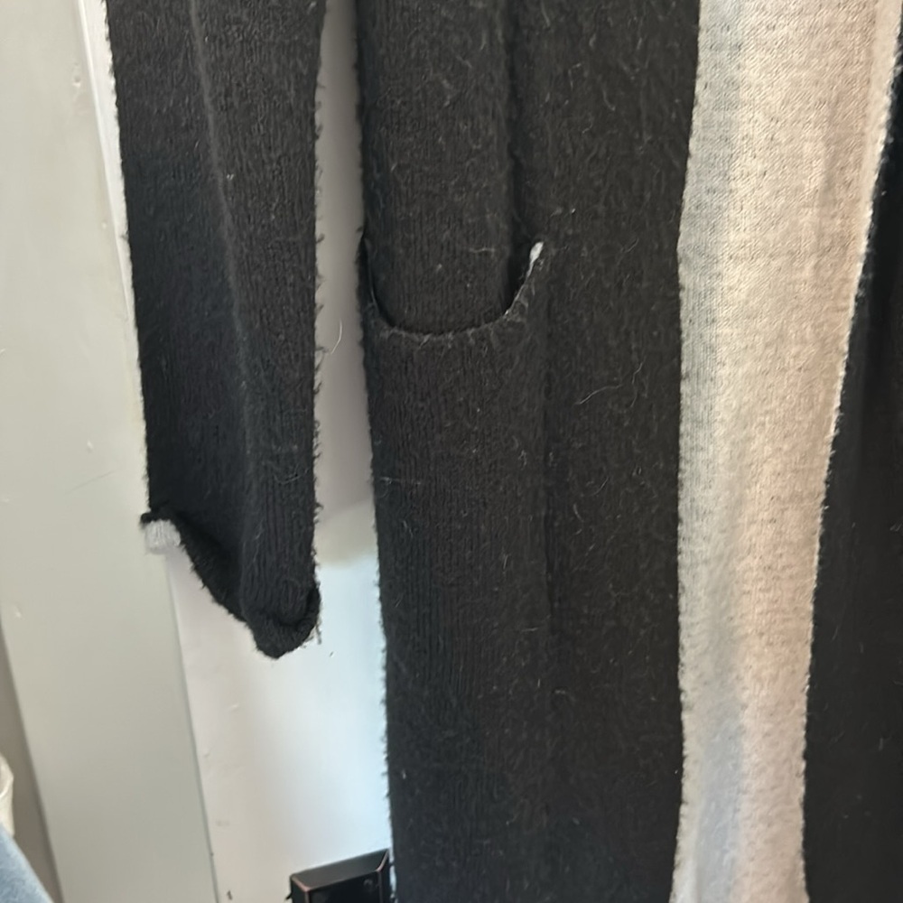 Long sweater/cardigan - Picture 3 of 5